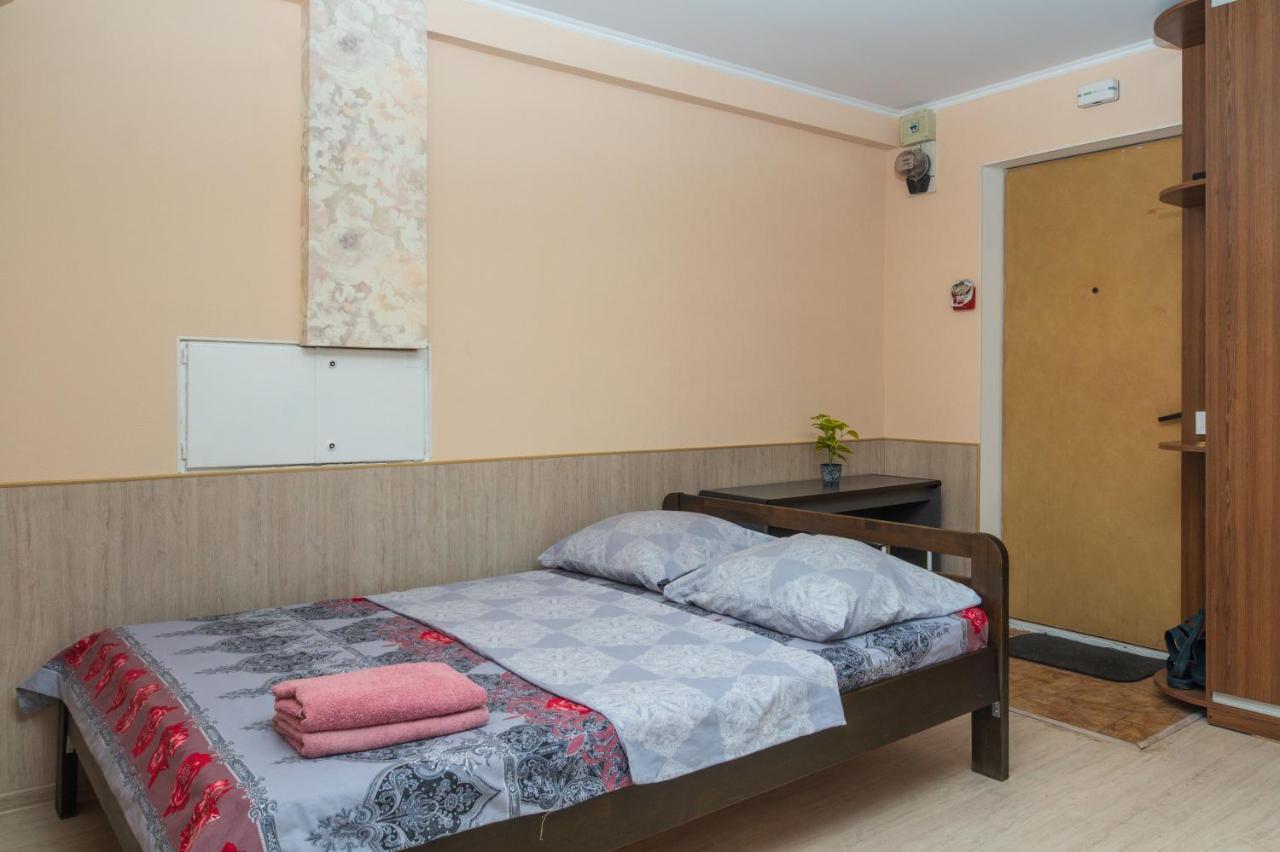 1 Комнатная Квартира По Улице Предславинская, 12 Kyiv Exterior photo