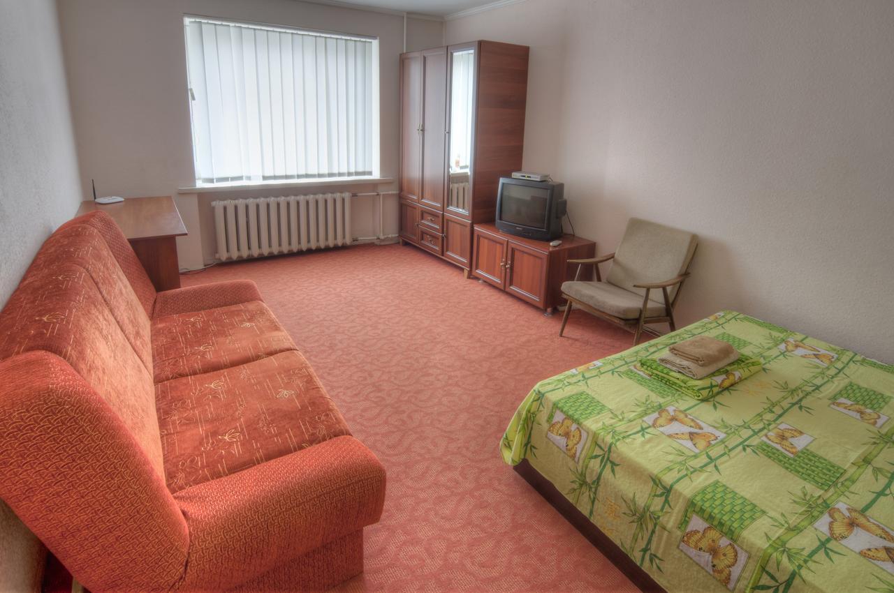 1 Комнатная Квартира По Улице Предславинская, 12 Kyiv Exterior photo