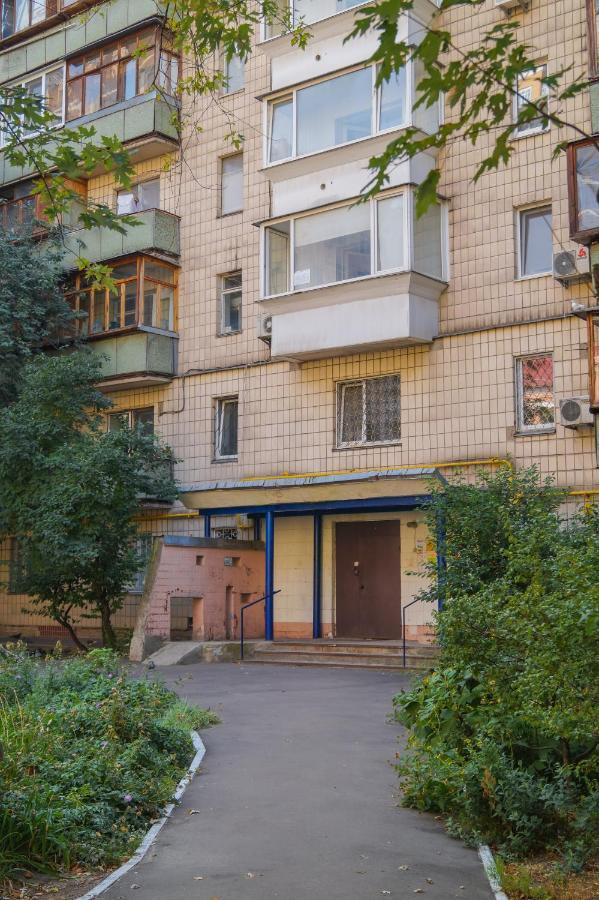 1 Комнатная Квартира По Улице Предславинская, 12 Kyiv Exterior photo